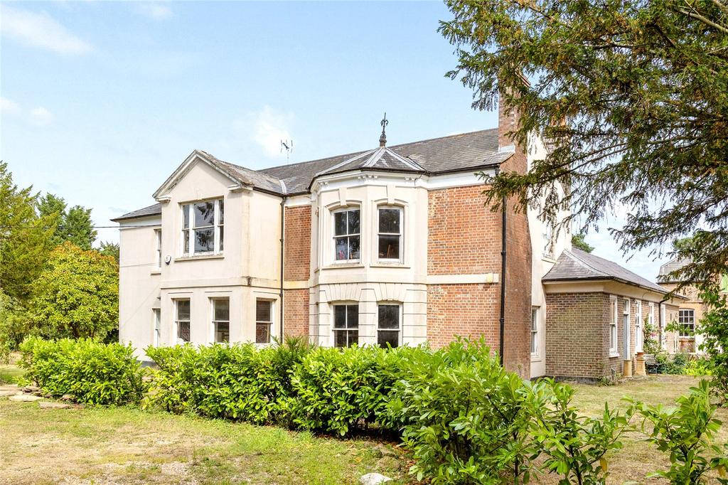 Cowfold Lodge
