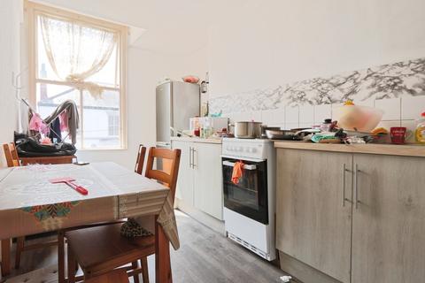 5 bedroom flat for sale, Coltman Street, Hull, HU3 2SJ