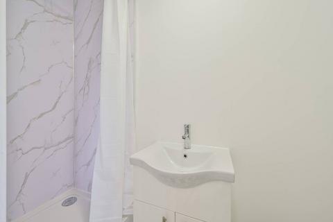 Studio to rent, Deer Park Road, Merton Abbey Mills, Wimbledon, SW19
