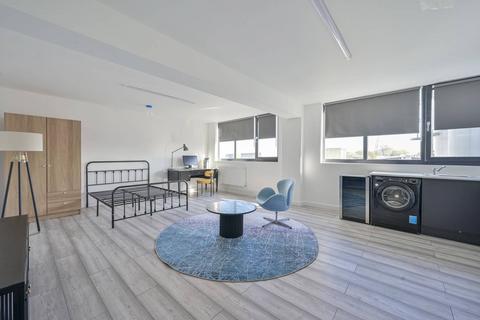 Studio to rent, Deer Park Road, Merton Abbey Mills, Wimbledon, SW19