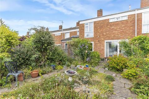 18 Mapleton Close, Bromley, BR2 9DU