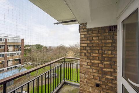 3 bedroom flat to rent, Tildesley Road, Putney, London, SW15