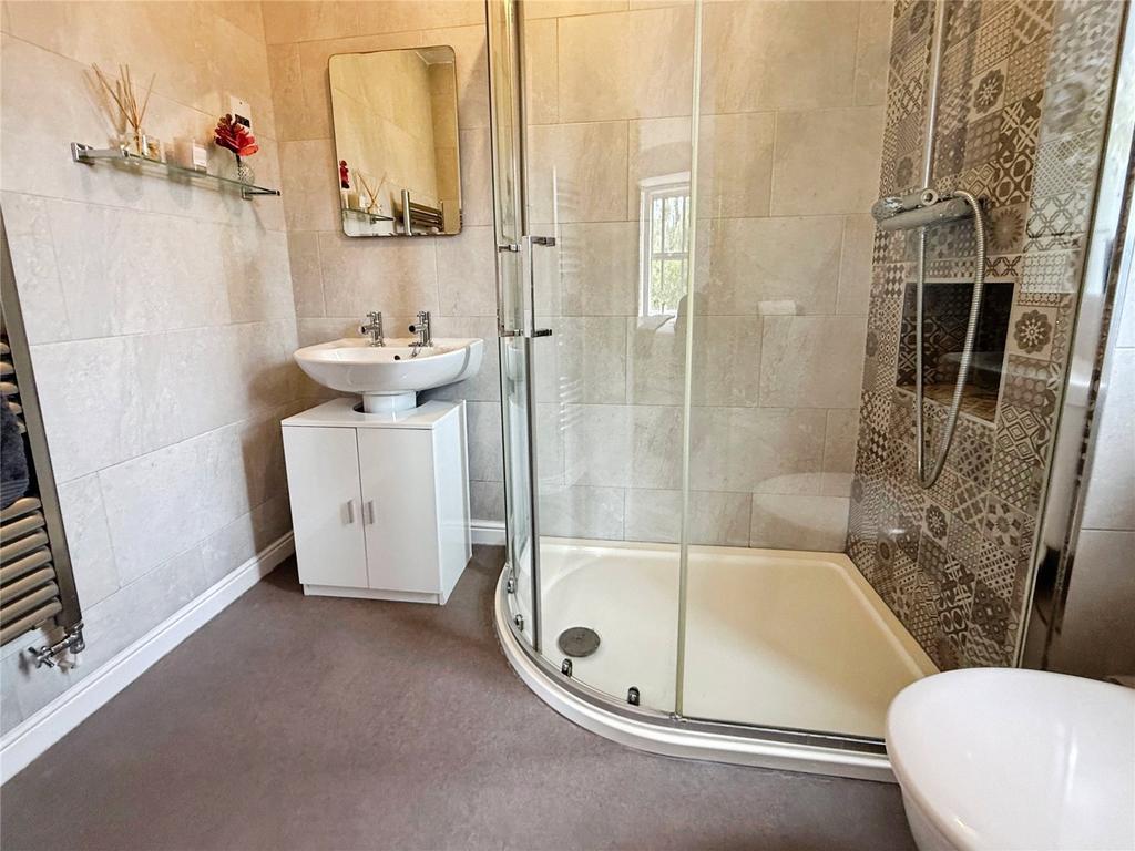 Ensuite