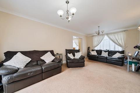 5 bedroom end of terrace house for sale, Northwick Road, Watford, Hertfordshire