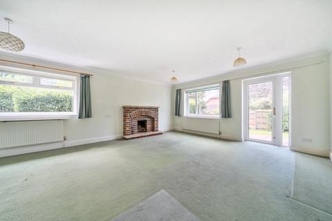 undefined, Little East Street, Billingshurst, RH14