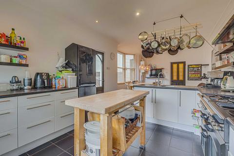 4 bedroom semi-detached house for sale, Argyll Road, Westcliff-on-sea, SS0