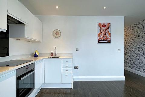 1 bedroom apartment for sale, Southlands Road, Bickley, Bromley, BR2