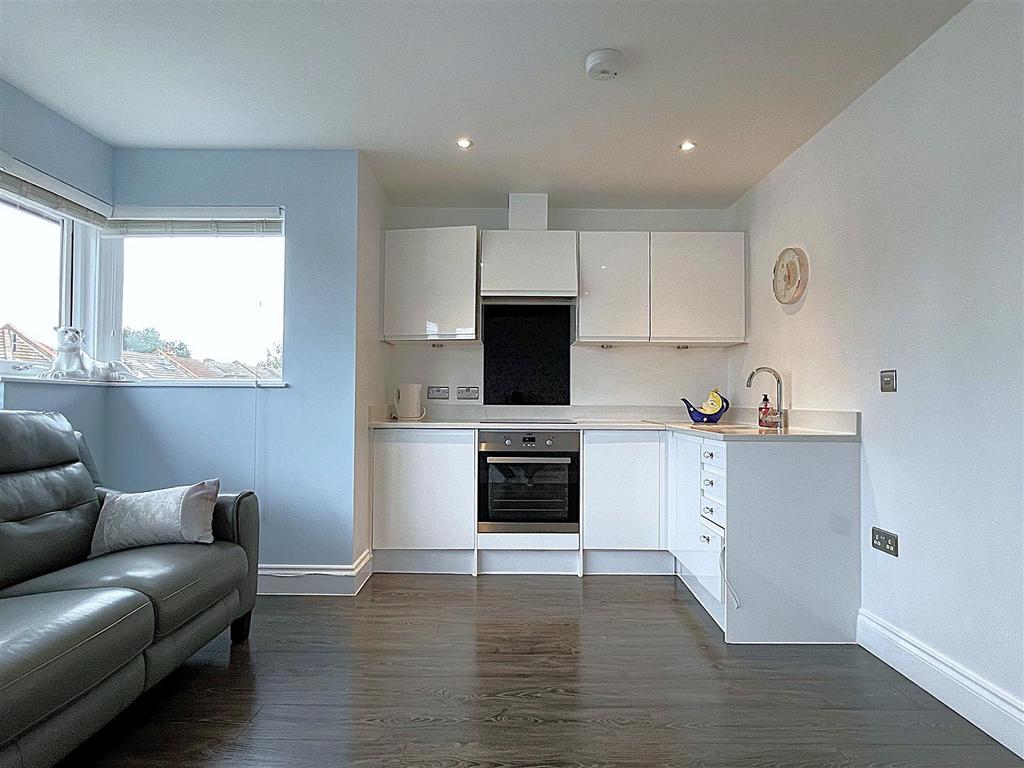 Kitchen.2.jpg