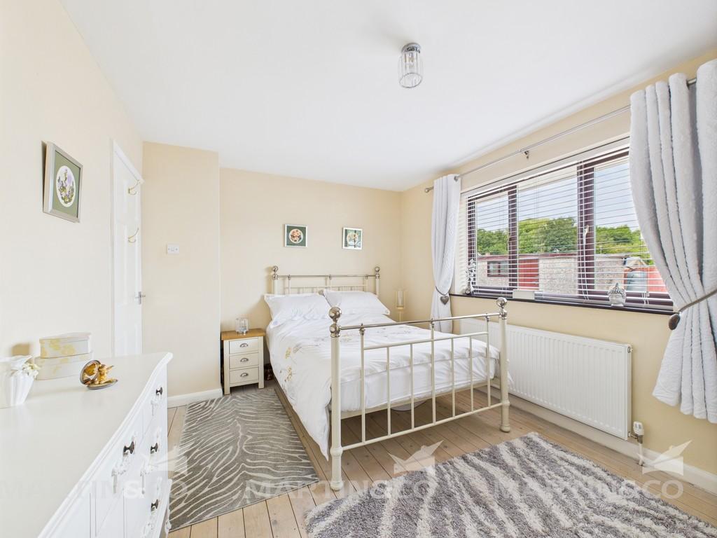 Cam02406 g0 pr0483 still021