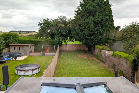 4 bedroom semi-detached house for sale, Low Road, Barrowby, Grantham