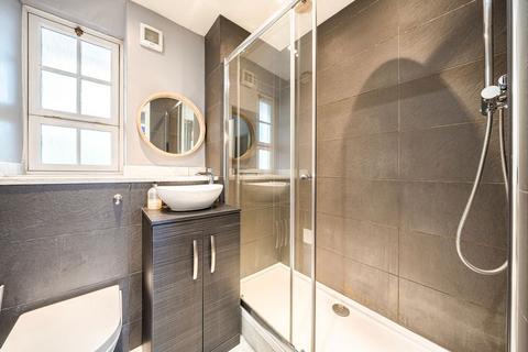 2 bedroom flat for sale, Tyers Street, London SE11