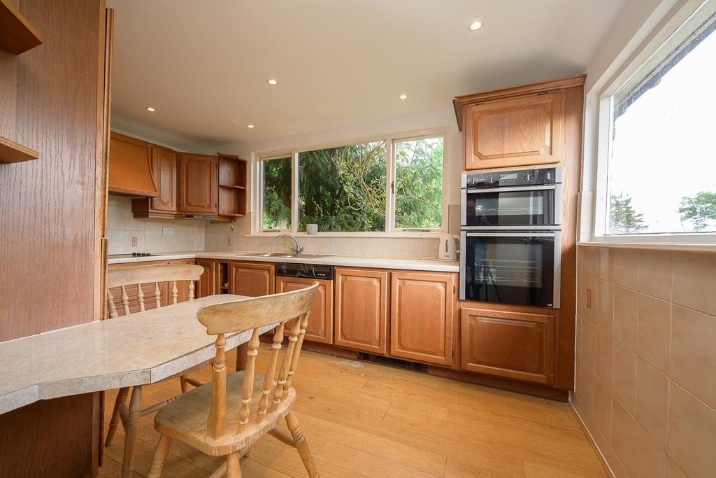 White Cottage-10
