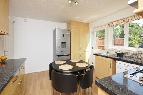 3 bedroom end of terrace house for sale, Hartland Drive, Market Harborough