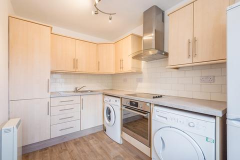 2 bedroom apartment to rent, Melcombe Road, Bath