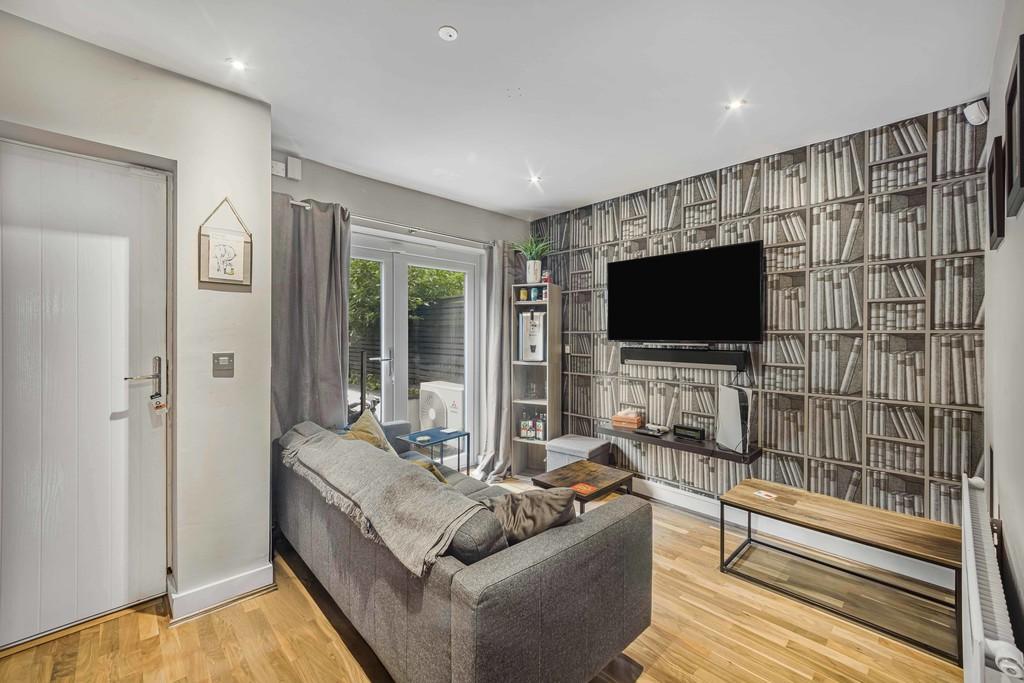 Bedroom/living area