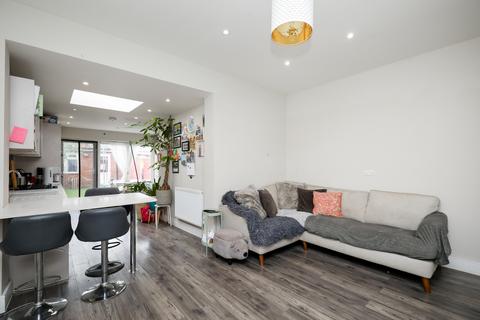 32 Tudor Road, Southall, UB1 1NX