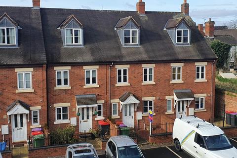 3 bedroom terraced house to rent, The Smithfields, Newport