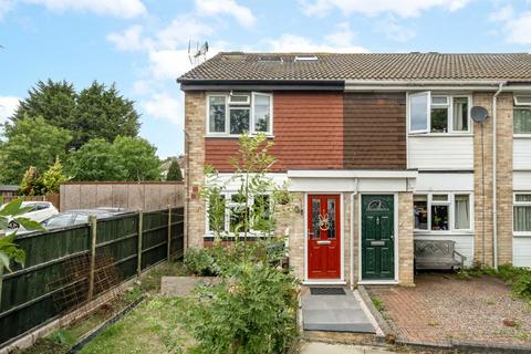 7 Bryant Close, Barnet, EN5 2TG