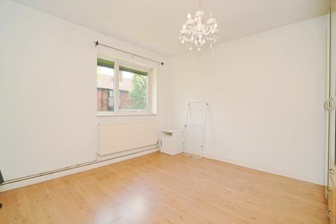 3 bedroom apartment for sale, Knights Court, Greater Manchester M5