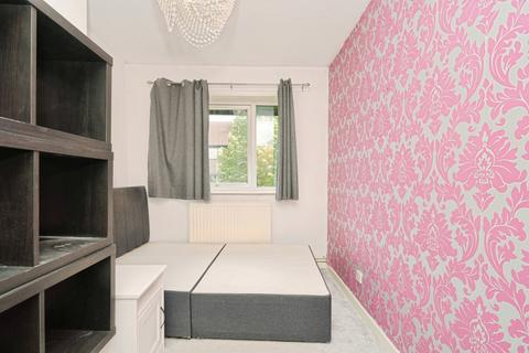 3 bedroom apartment for sale, Knights Court, Greater Manchester M5