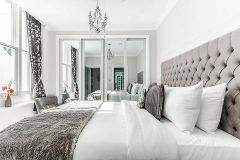 Stanhope Gardens, South Kensington, London, SW7