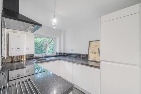 24 Grosvenor Park Gardens, Leeds, LS6 2PL