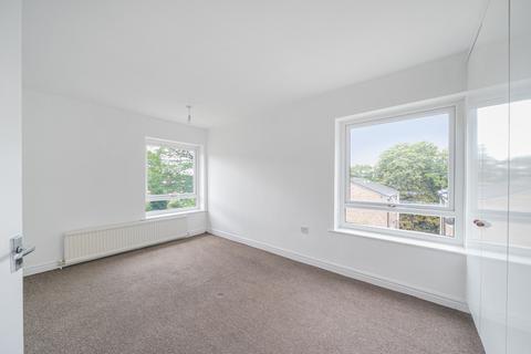 24 Grosvenor Park Gardens, Leeds, LS6 2PL