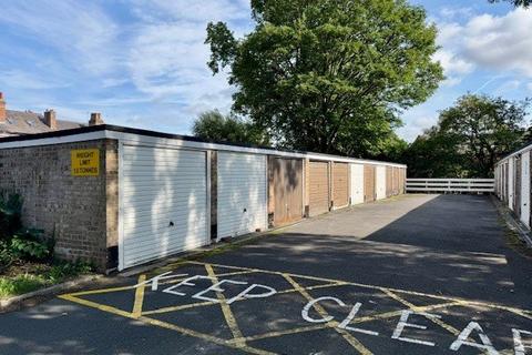 24 Grosvenor Park Gardens, Leeds, LS6 2PL