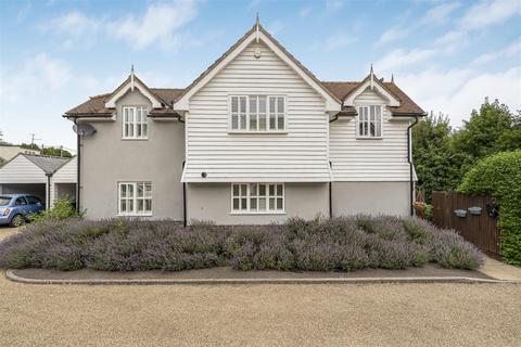 Barlee Close, Clavering CB11