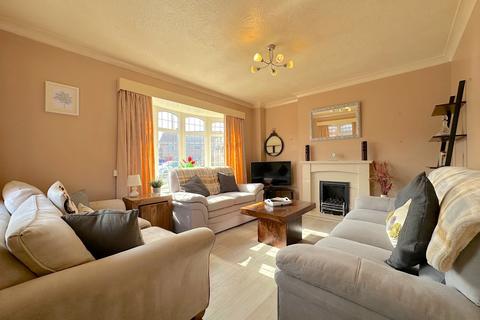 2 bedroom semi-detached house for sale, Southfield Road, Wolverhampton WV11