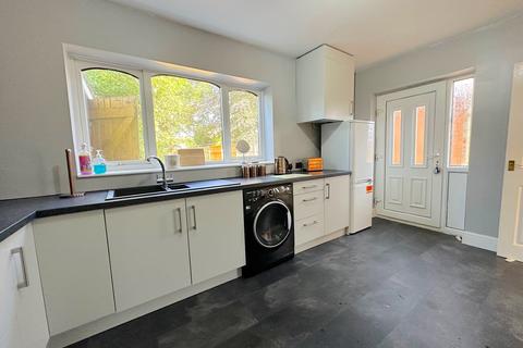 2 bedroom semi-detached house for sale, Southfield Road, Wolverhampton WV11