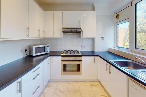4 bedroom terraced house to rent, Croydon, CR0