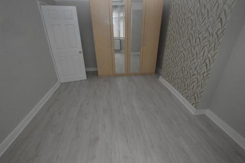 4 bedroom terraced house to rent, Croydon, CR0