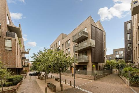 1 bedroom apartment for sale, Bowline Court, Brentford Lock West