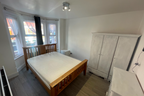undefined, Ridgway Road, Luton