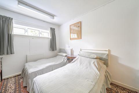 2 bedroom bungalow for sale, Station Road, Cheltenham GL52