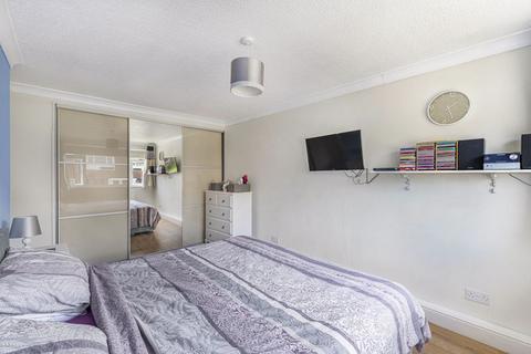 37 Lyminge Close, Sidcup, DA14 6RE