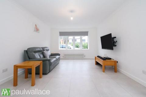 4 bedroom detached house for sale, Woodstock Road, Broxbourne