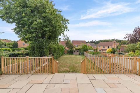 4 bedroom semi-detached house for sale, Berry Hill Lane, Mansfield