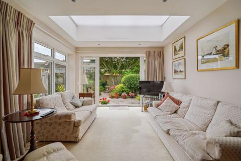3 bedroom house for sale, Kingsway, Farnham Common