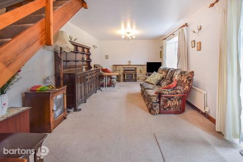 2 bedroom detached house for sale, Hill Side, WHISTON