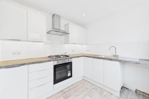 2 bedroom semi-detached bungalow for sale, Headlands Close, Bridlington