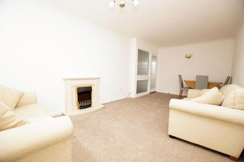 2 bedroom semi-detached bungalow for sale, Hiller Walk, Lee-On-The-Solent, PO13