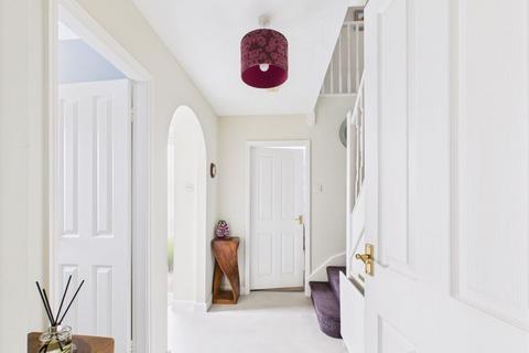 4 bedroom detached house for sale, Bramble Close, Newark NG22