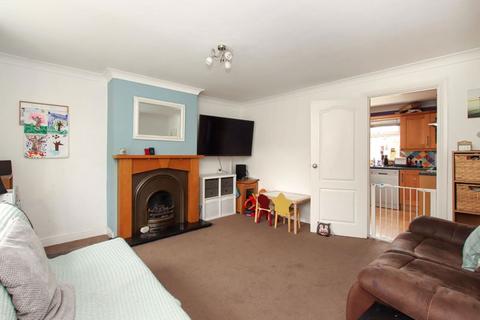 2 bedroom terraced house for sale, Chardins Close, Hemel Hempstead