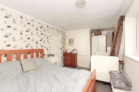 2 bedroom terraced house for sale, Chardins Close, Hemel Hempstead