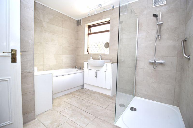 Four-Piece Bathroom
