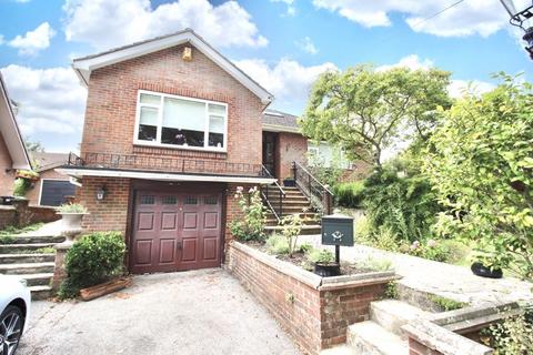 3 bedroom detached house for sale, Reservoir Lane, Southampton SO30