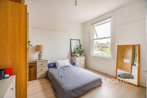 1 bedroom flat to rent, Elmsdale Road, Walthamstow, E17
