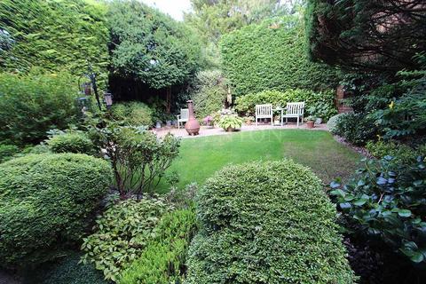 undefined, Bantock Gardens, Finchfield, Wolverhampton, WV3